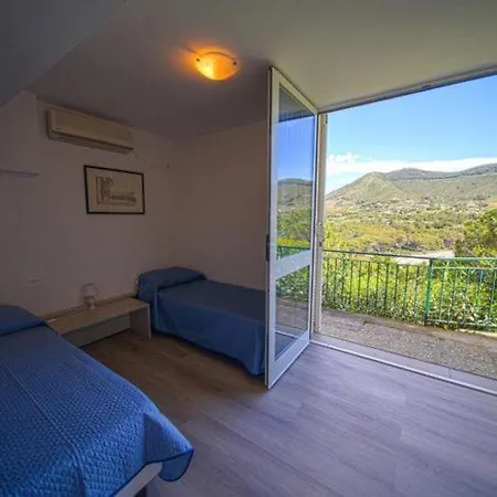 Capo Di Stella 3* Каполивери
