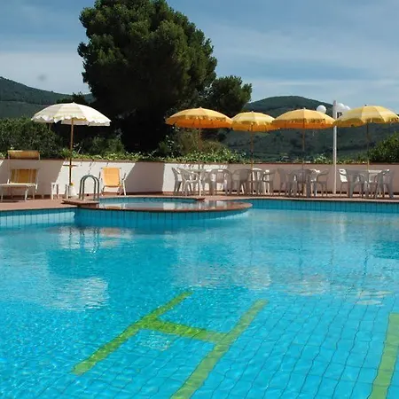 Capo Di Stella Отель Каполивери
